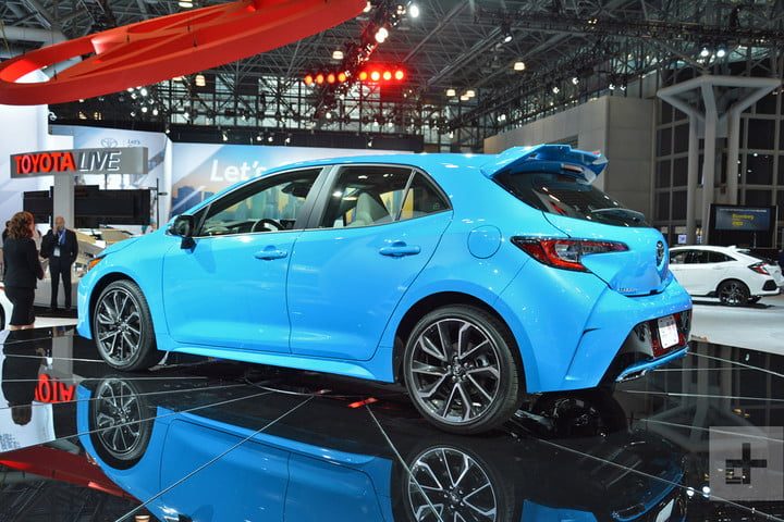 lo mejor auto show ny 2018 dt new york 2019 toyota corolla hatch 6 720x480 c