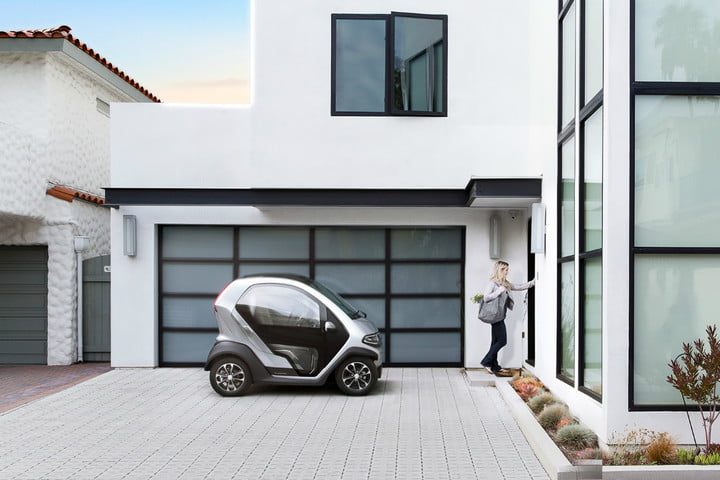 eli zero nev electrico lifestyle image 14 720x480 c