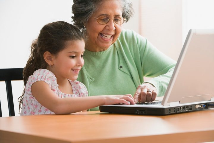 abuelita con su nieta