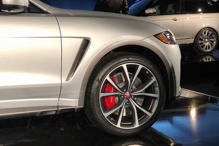 nuevo jaguar f pace svr ny img 5855 720x480 c