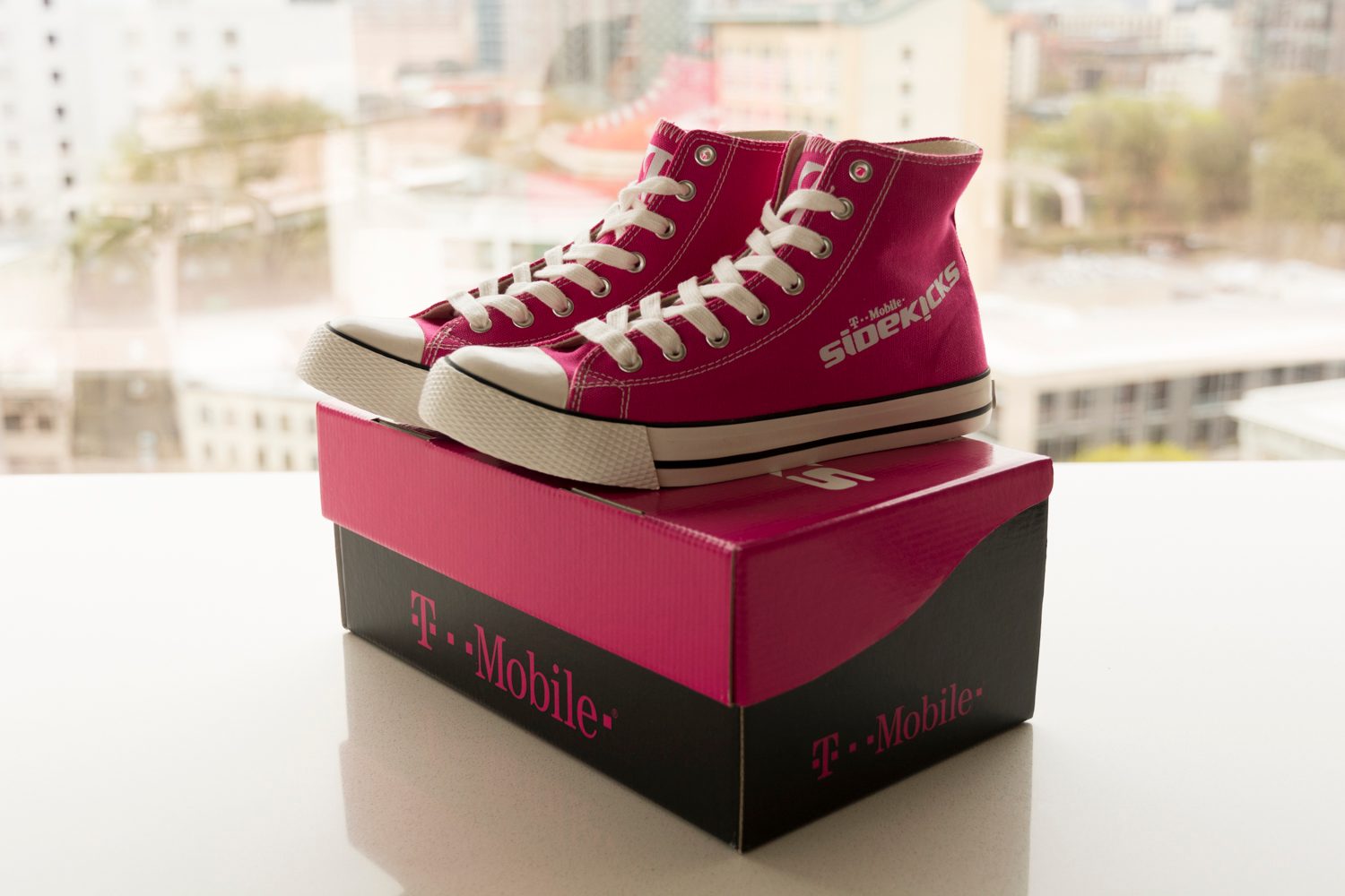 tmobile sidekick shoes