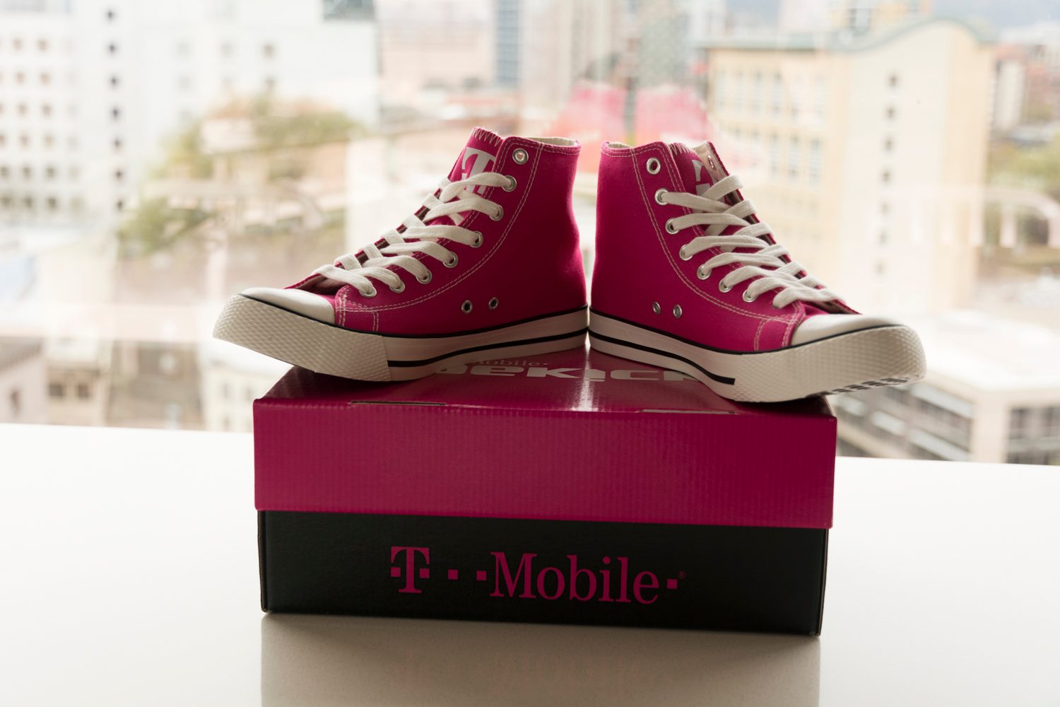 tmobile sidekick shoes