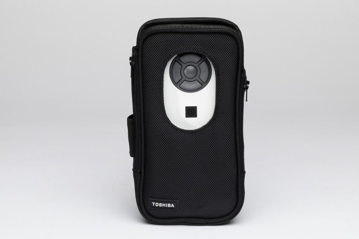 gafas inteligentes pc toshiba dynaedge ar smart glasses in case 1200x800 c