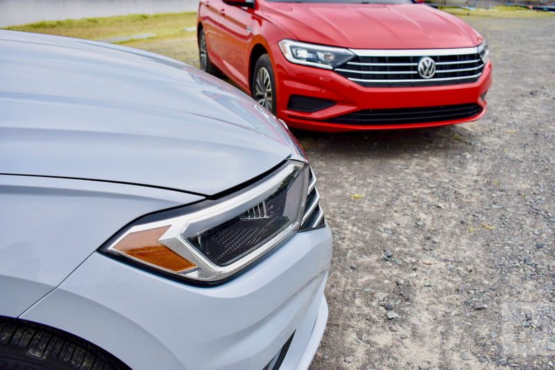 nuevo vw jetta 2019 volkwagen both hoods 800x533 c