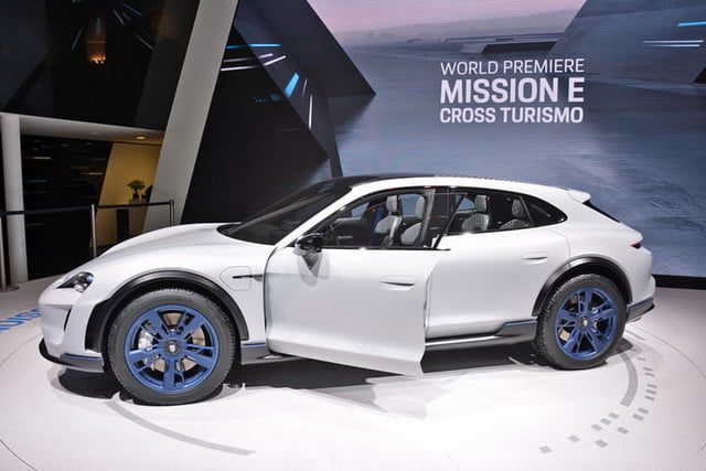 porsche estaciones de carga mission e dt geneva cross turismo concept 2 640x427 c