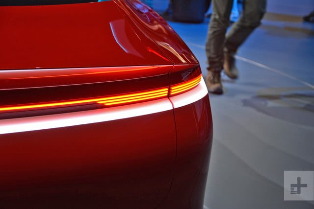 volkswagen vuelve al motor trasero dt geneva id vizzion concept 6 640x427 c