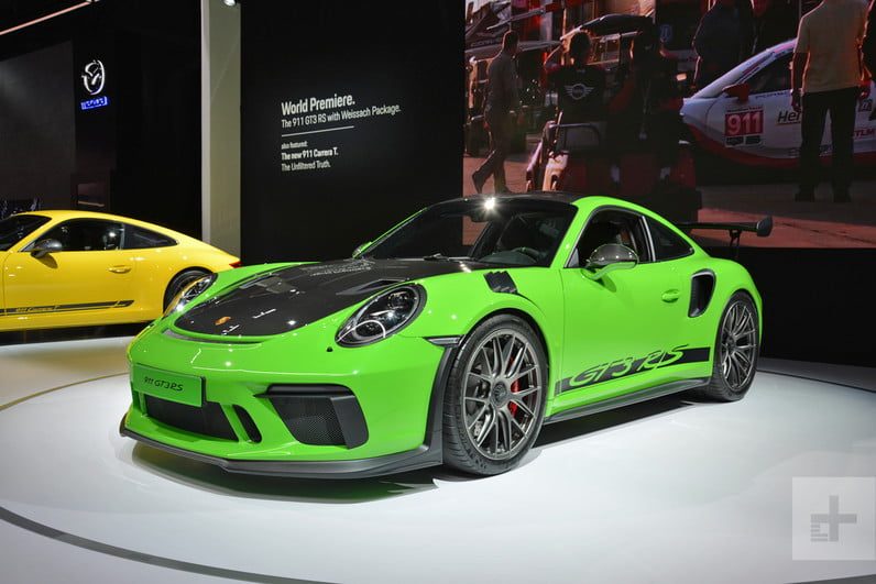 como quitar peso porsche 911 gt3rs dt new york 2018 gt3 rs weissach 1 2 796x531 c