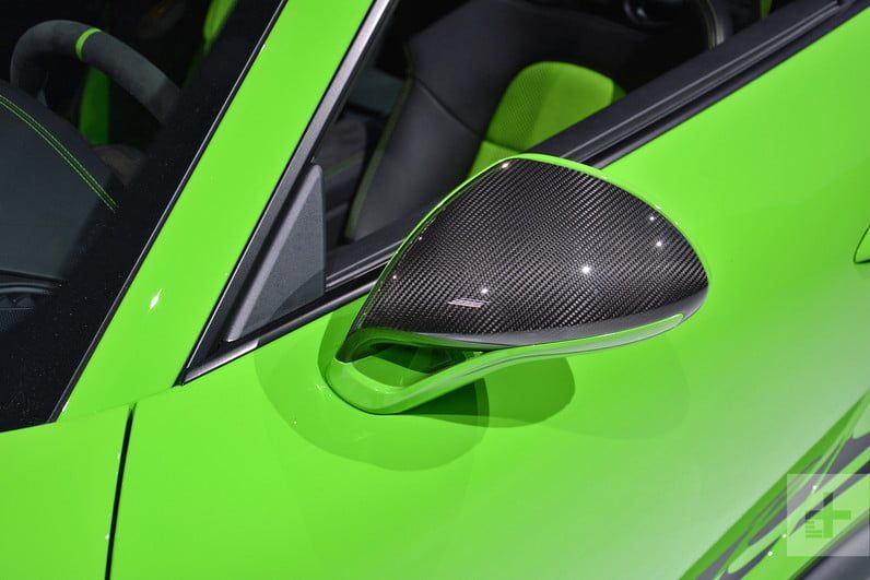 como quitar peso porsche 911 gt3rs dt new york 2018 gt3 rs weissach 8 2 796x531 c