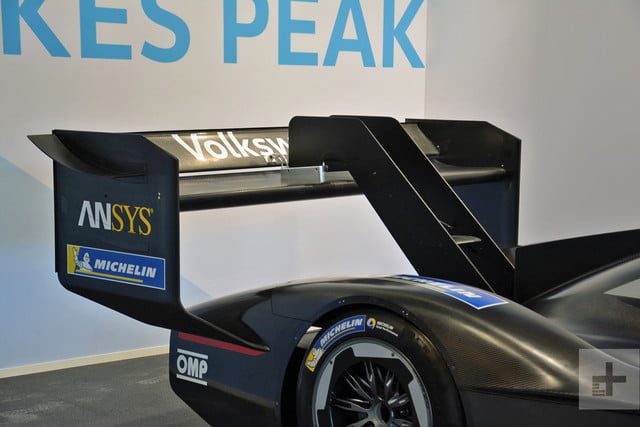 vw auto electrico pike peaks dt volkswagen id r 8 640x427 c