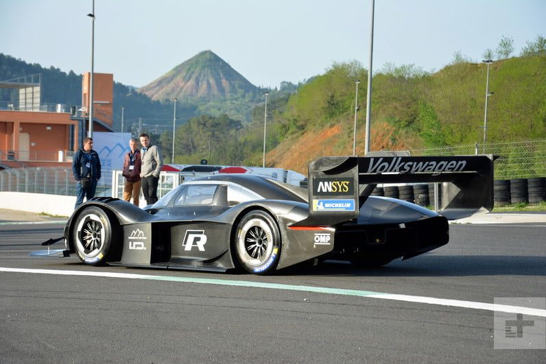 volkswagen d r pikes peak de cerca rg id on track 7 796x531 c