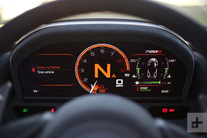mclaren 720s 2018 prueba dashboard 720x720