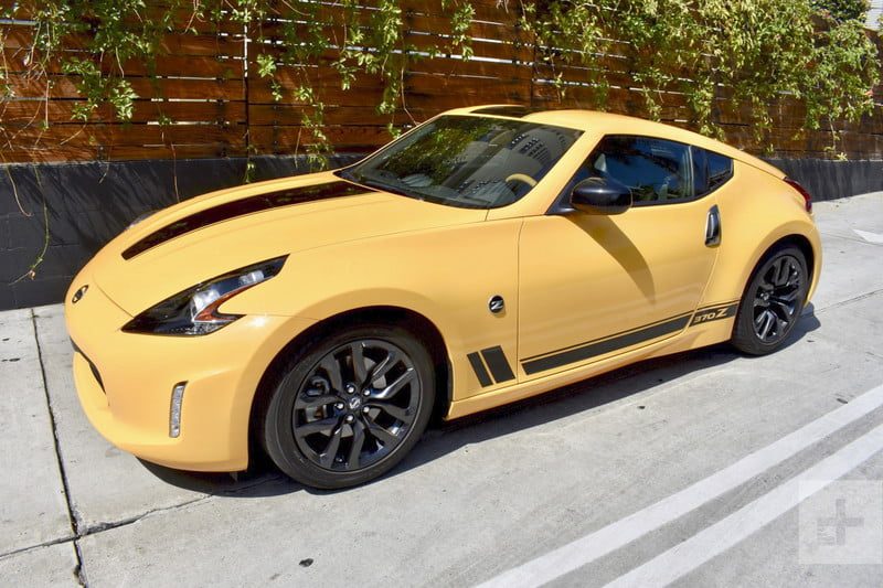 nissan 370z 2018 prueba 37oz left angle full 800x533 c