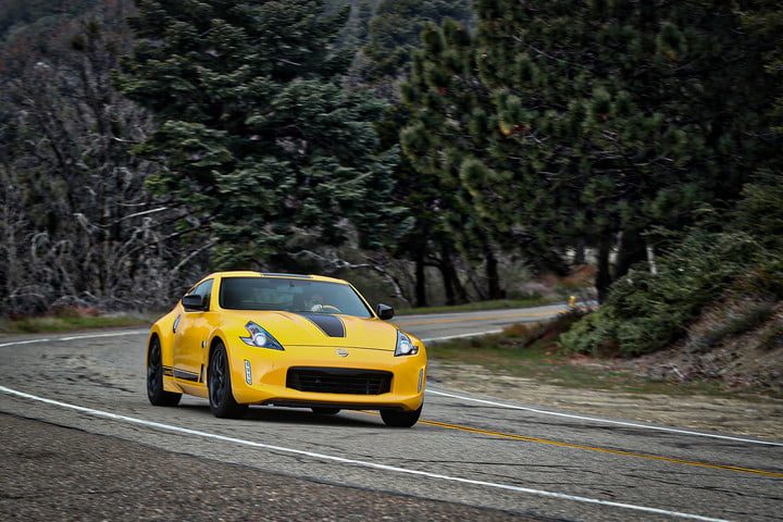 nissan 370z 2018 prueba 37oz press driving 720x720