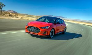 hyundai veloster 2019 lanzamiento feat