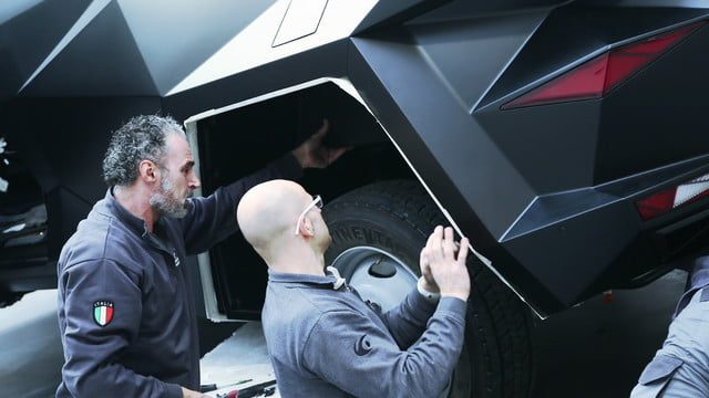 karlmann king suv mas caro mundo working 21 640x360 c