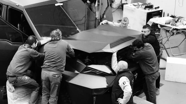 karlmann king suv mas caro mundo working 24 640x360 c