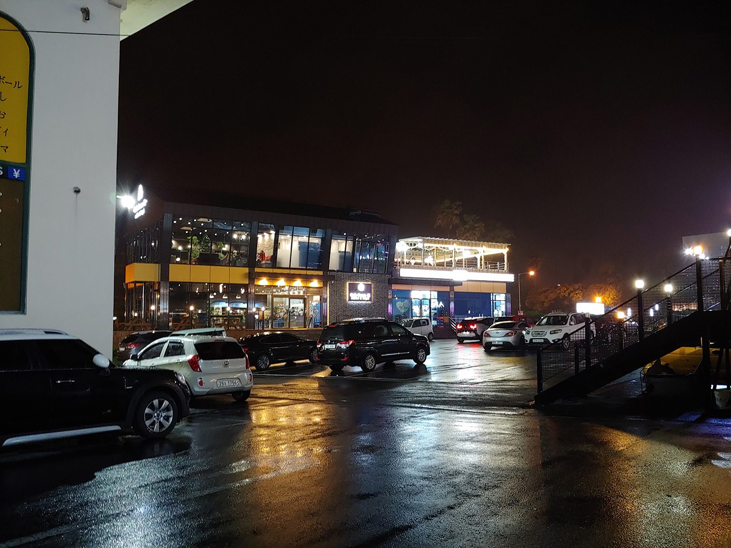 revision lg g7 thinq camera samples normal night city