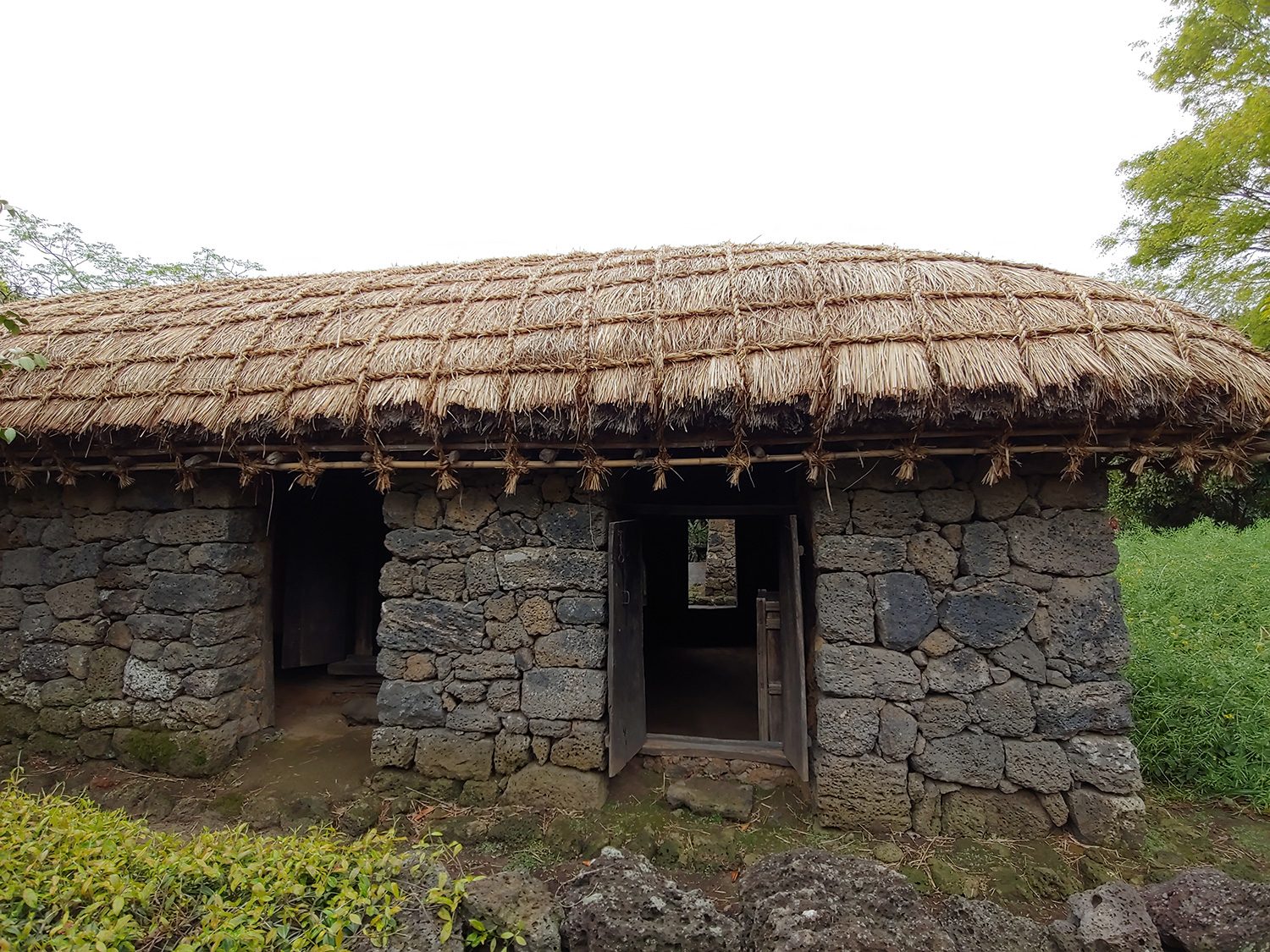 revision lg g7 thinq camera samples normal straw roof