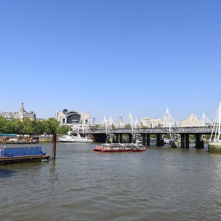 honor 10 revision london without ai