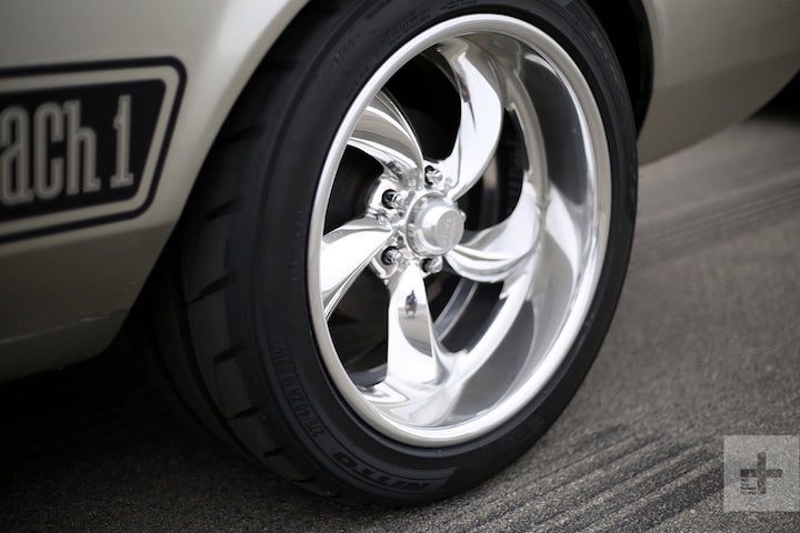 probando ford mustang thermal club est 20