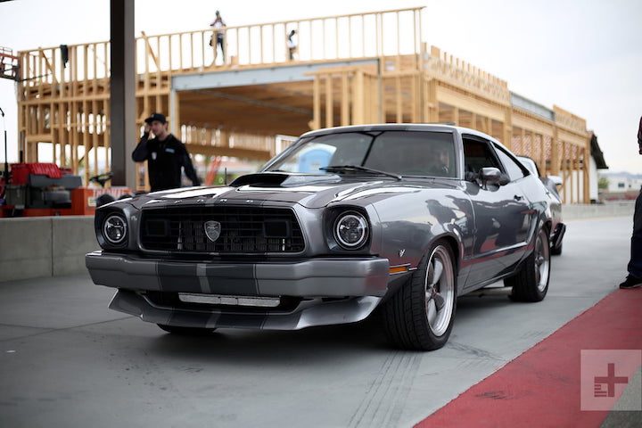 probando ford mustang thermal club est 24