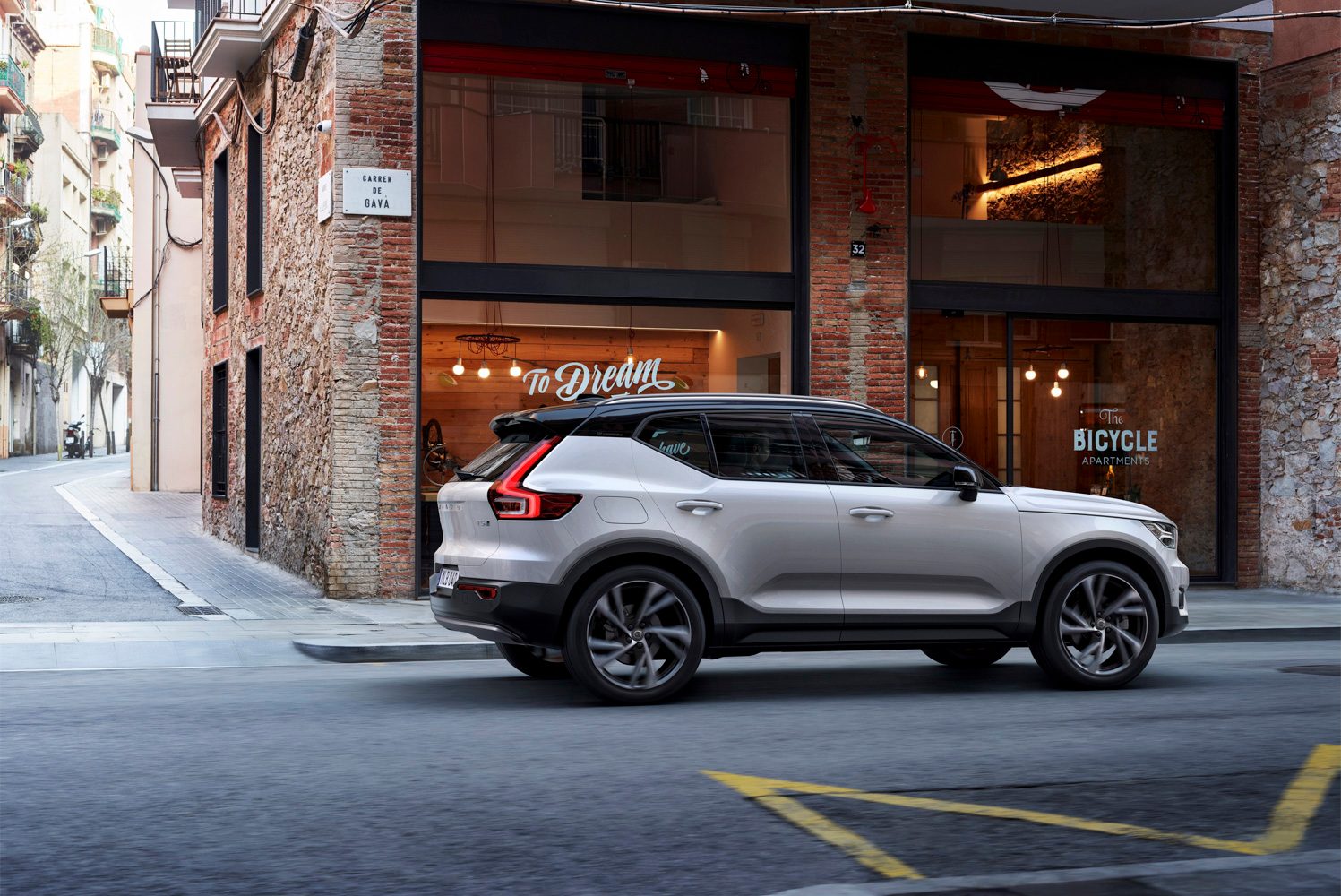 2019 Volvo XC40