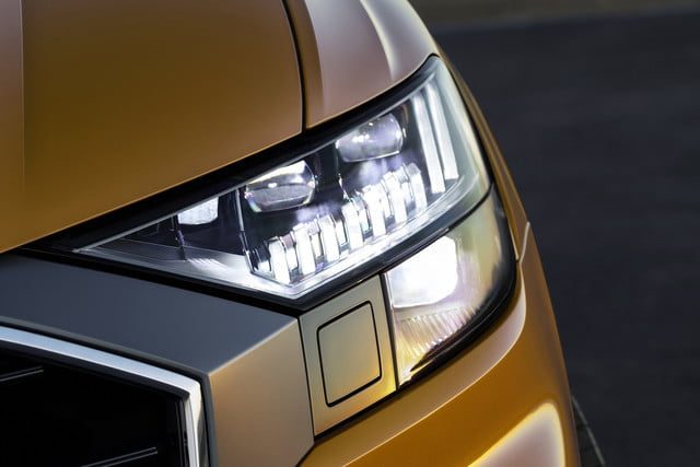 audi q8 2019 competencia porsche cayenne 2018 11 640x427 c