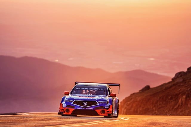 acura rendimiento suv rdx pikes peak returns to the hill climb 640x427 c