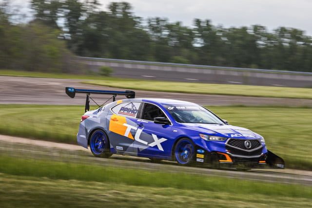 acura rendimiento suv rdx pikes peak ppihc 2018 8 640x427 c