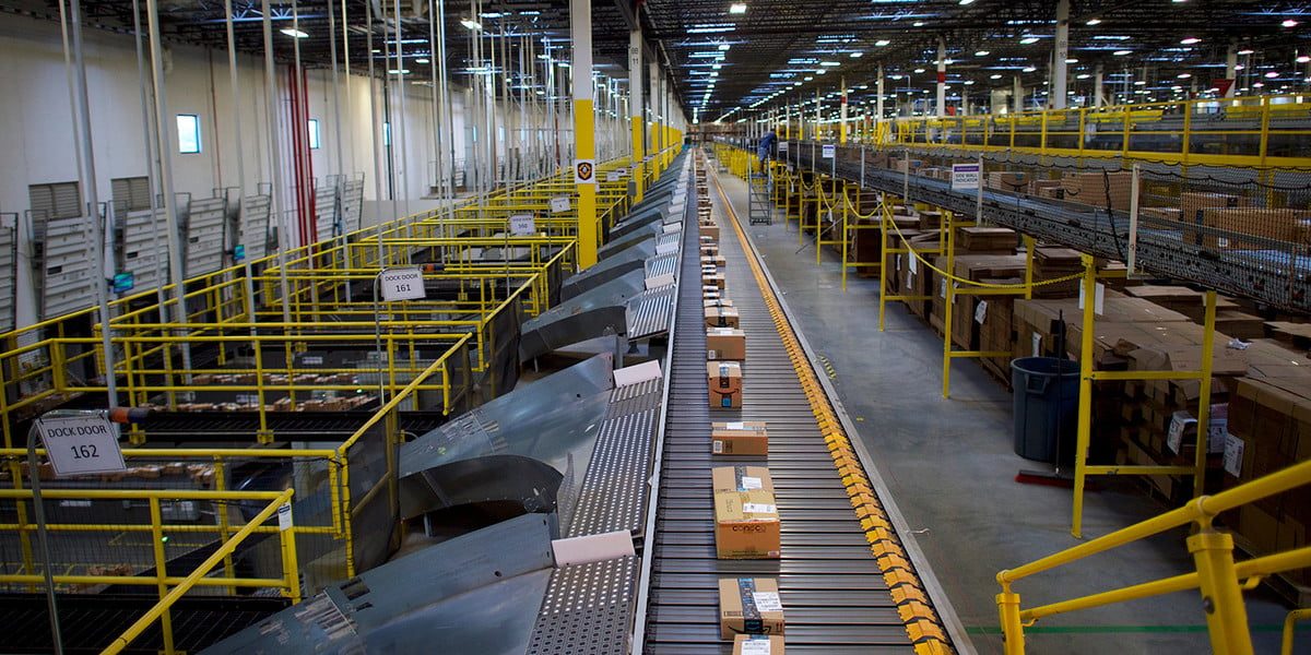 visita centro distribucion amazon fulfillment conveyer getty 1200x9999