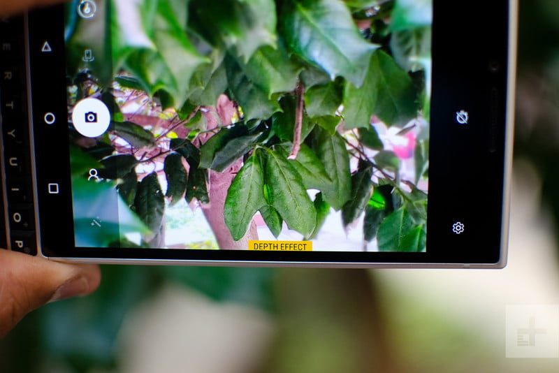 blackberry keytwo key2 review depth effect 800x534 c
