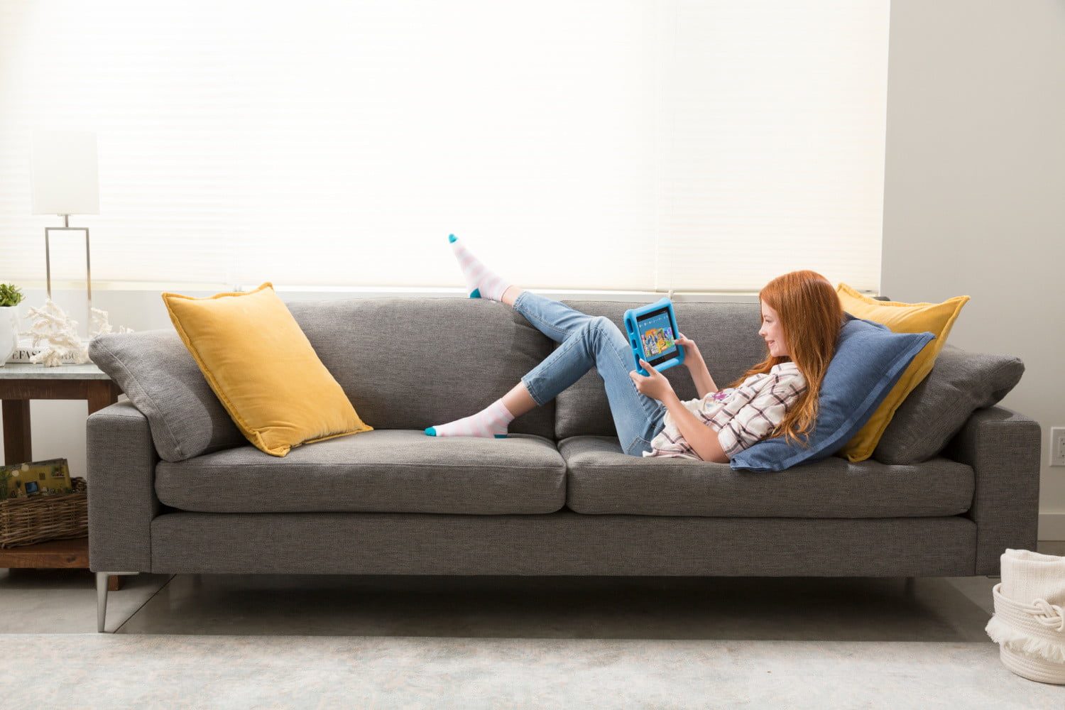 show mode kids edition amazon fire hd 10 couch 1500x1000