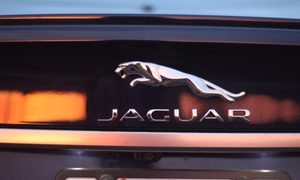 revision jaguar xf r sport 2018  modelo