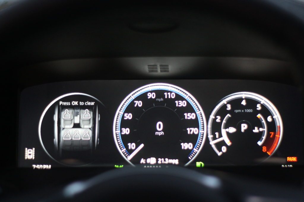 revision jaguar xf r sport 2018 modelo digital trends