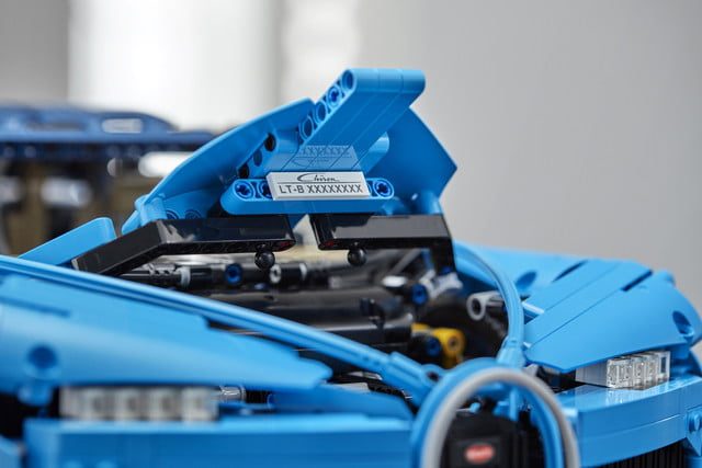 bugatti chiron en lego 11 640x427 c