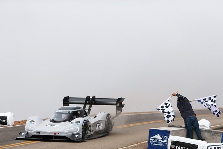 volkswagen electrico rompe record pikes peak id r 3 720x720