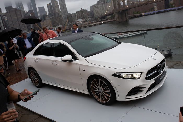 mercedes benz clase a sedan 2019 class 3 700x467 c