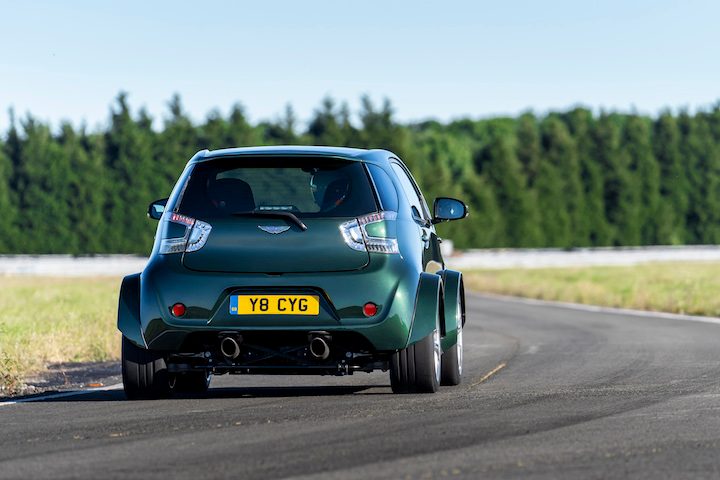 aston martin v8 cygnet exclusivo 9 jpg
