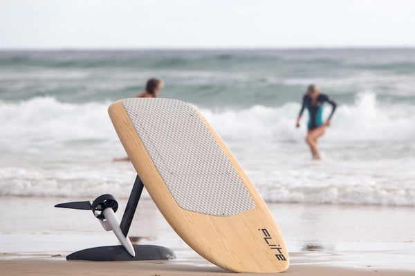 tabla surf electrica fliteboard flightboard 6 600x400 c