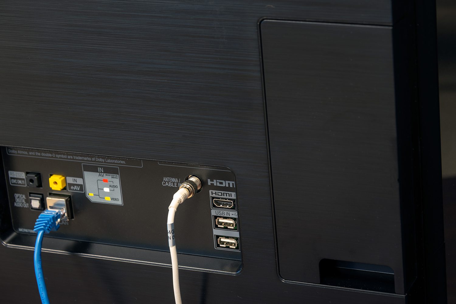 revision lg e8 oled series tv review panel