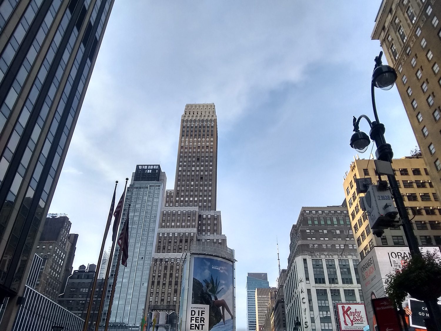 revision moto e5 play camera samples skyscrapers 2