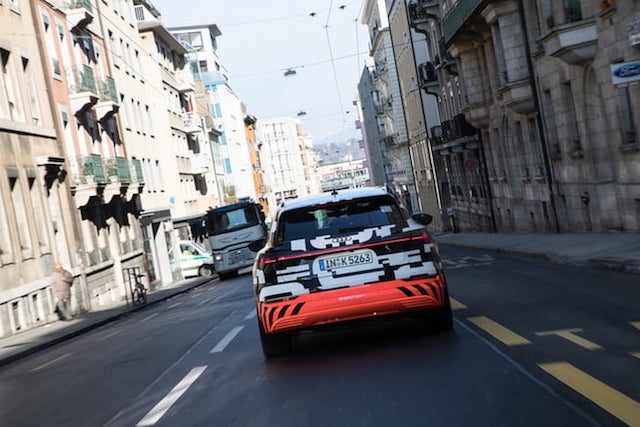 nuevos detalles audi e tron 2019 9