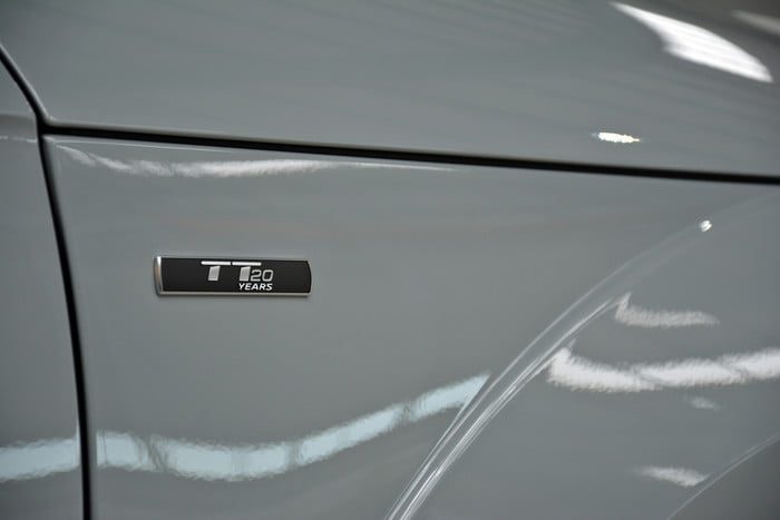 audi tt edicion 20 amiversario rg 2019 years 4 700x467 c