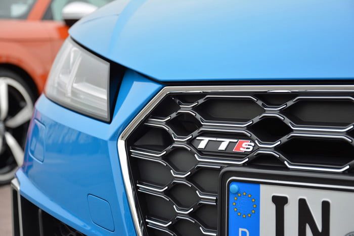 audi tt edicion 20 amiversario rg 2019 feature 7 700x467 c