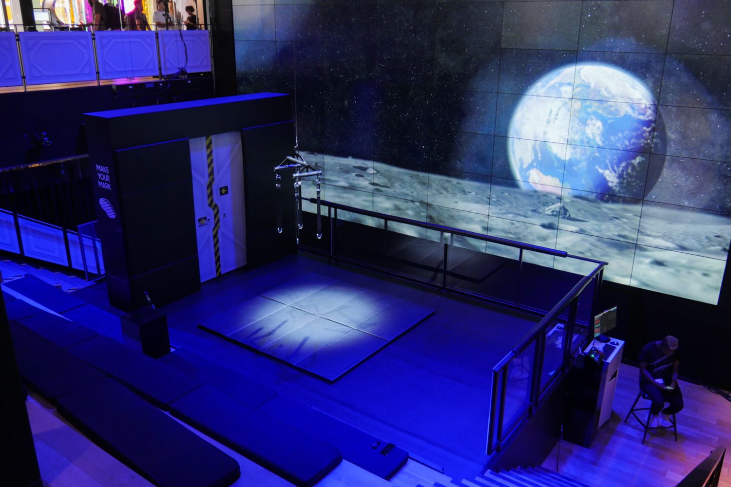 samsung nasa moon landing 4d vr experience