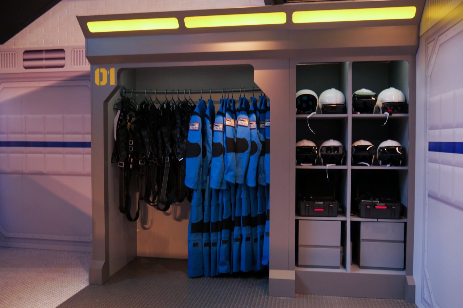 samsung nasa moon landing 4d vr experience