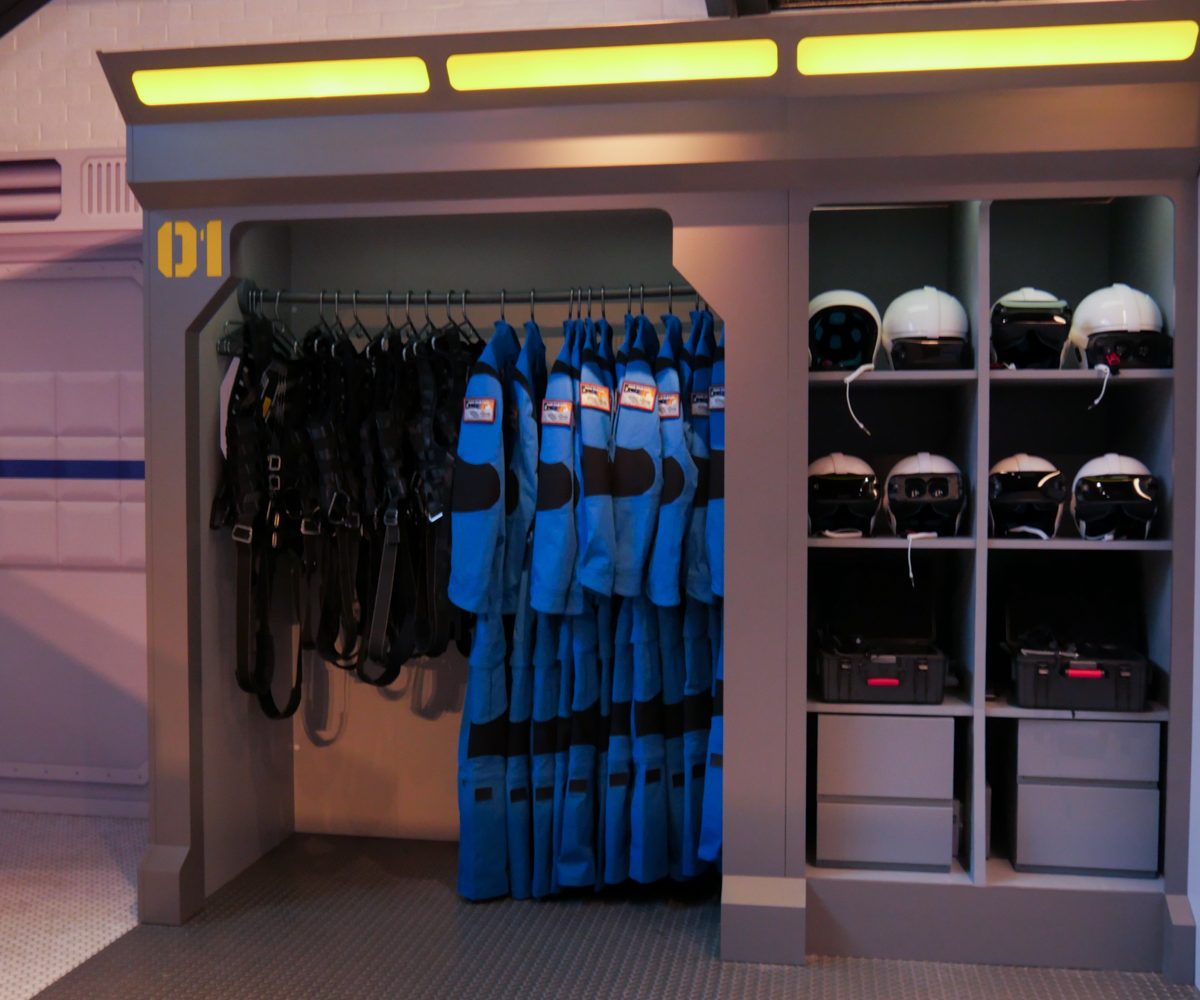 samsung nasa moon landing 4d vr experience