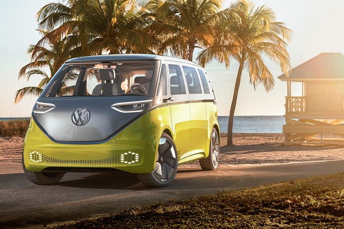 Volkswagen Microb&uacute;s concept car I.D.Buzz en la playa