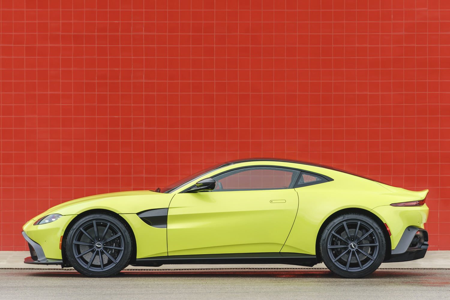 nuevo aston martin vantage 2019 1538