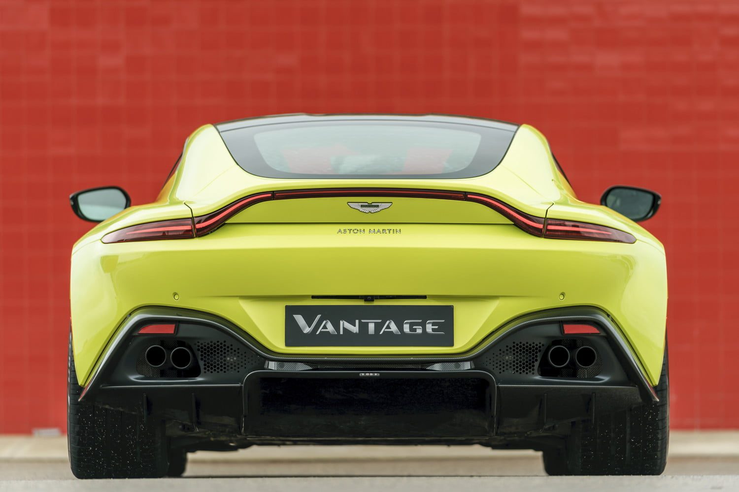 nuevo aston martin vantage 2019 1541